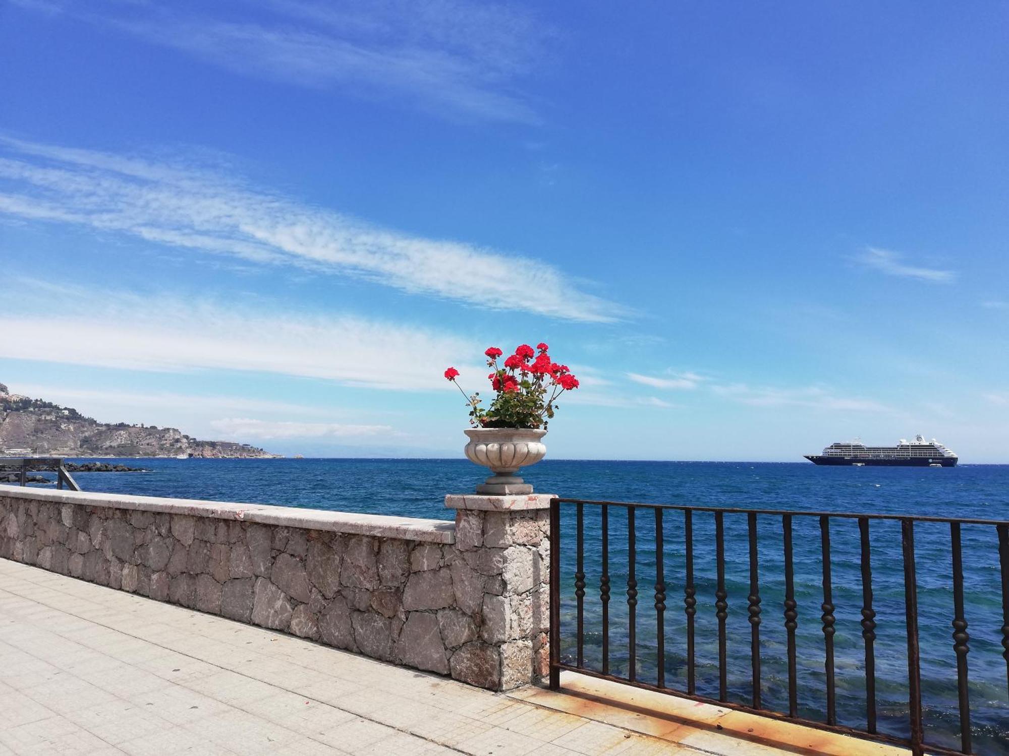 La Maison Doree Giardini Naxos Rum bild